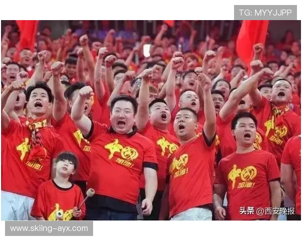 中国足球队新星加盟 震撼国足阵容 引发球迷热议与期待 中国足球队新星加盟 震撼国足阵容 引发球迷热议与期待