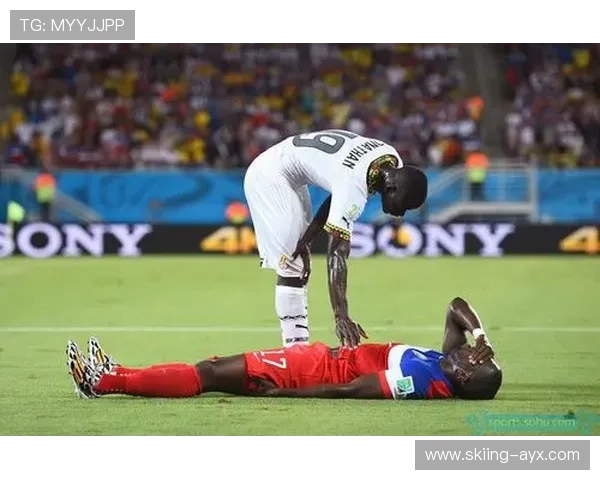 美国足球传奇邓普西：从街头球场到国际舞台的非凡之路